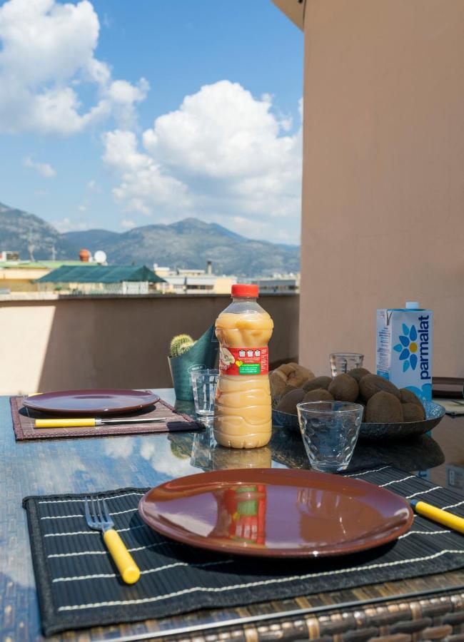 Incantevole Attico 1Minuto Dal Mare Wifi Netflix Terracina Esterno foto
